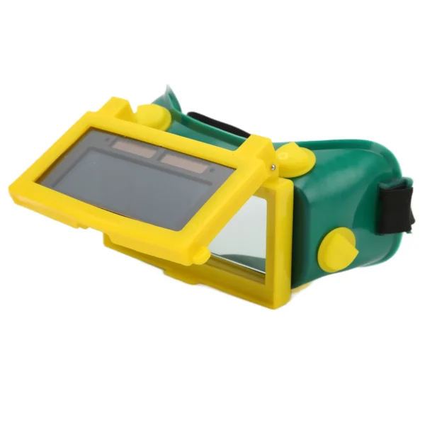 141fbf56-5d6f-4ad4-9276-a5745f9b418b.24b4816a0e49233814a425683543d797 Solar powered welding googles